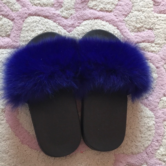 REAL Fox Fur Kids Slides - Picture 3 of 4